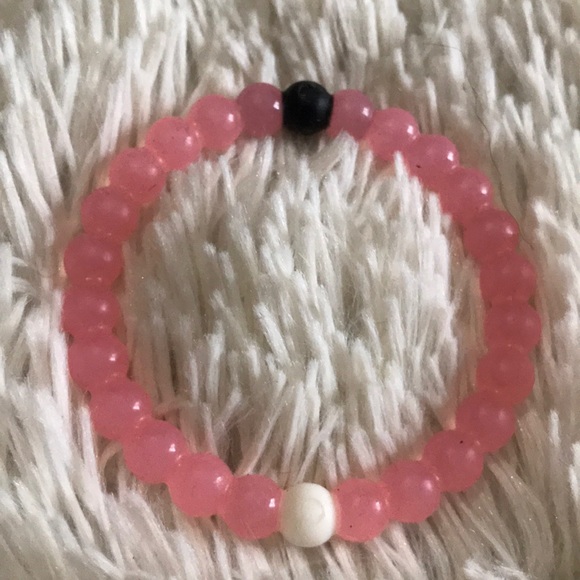 Pink lokai bracelet - Picture 2 of 2